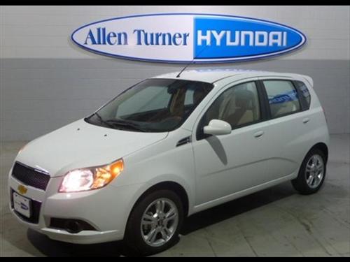 Chevrolet Aveo5 2011 photo 1