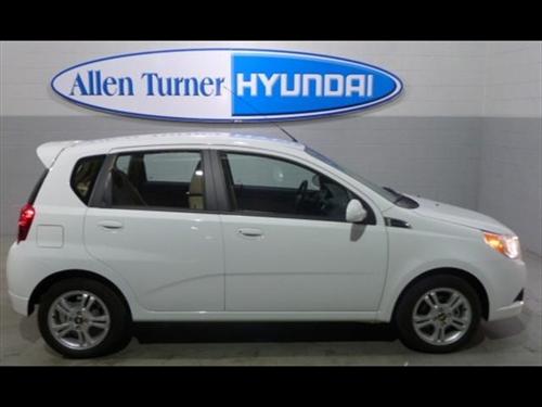 Chevrolet Aveo5 2011 photo 3