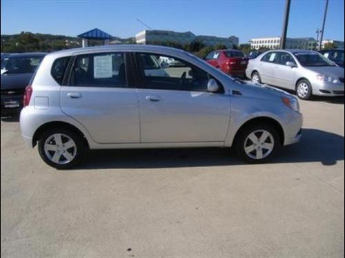 Chevrolet Aveo5 2011 photo 3