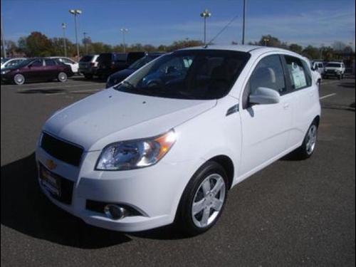 Chevrolet Aveo5 2011 photo 2