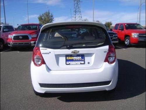 Chevrolet Aveo5 2011 photo 5