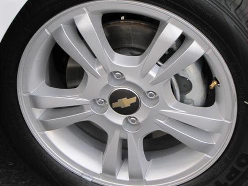 Chevrolet Aveo5 3.0L Sport Other