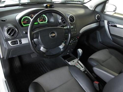 Chevrolet Aveo5 2011 photo 4