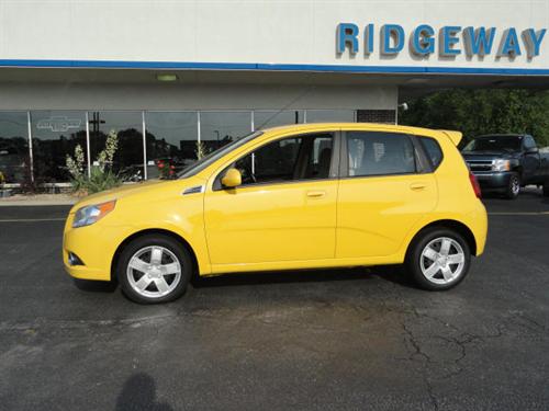 Chevrolet Aveo5 2011 photo 1