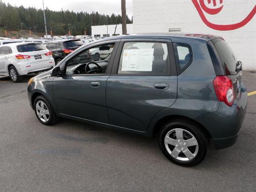 Chevrolet Aveo5 2011 photo 4