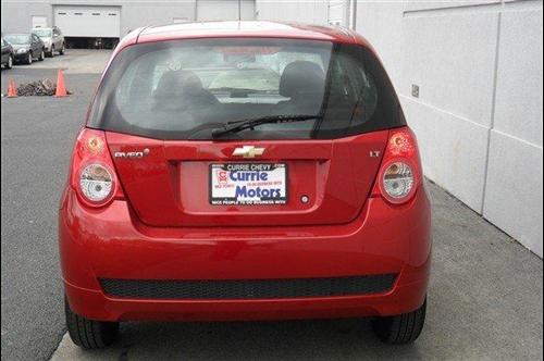 Chevrolet Aveo5 2011 photo 2
