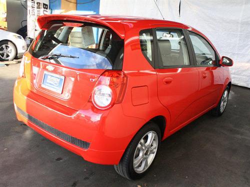 Chevrolet Aveo5 2011 photo 5