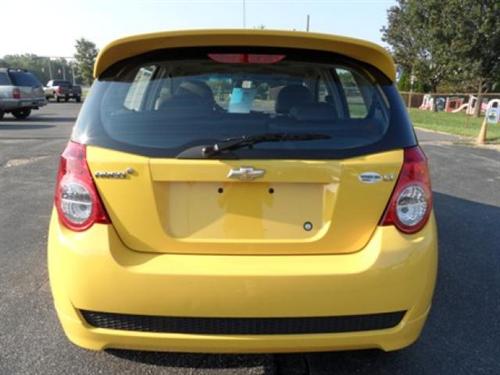 Chevrolet Aveo5 2011 photo 3