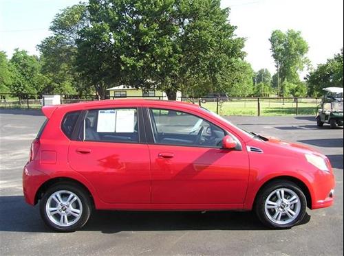 Chevrolet Aveo5 2011 photo 5