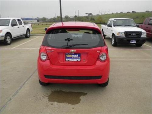 Chevrolet Aveo5 2011 photo 3