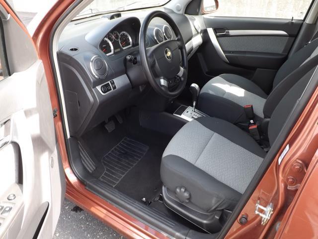 Chevrolet Aveo5 4dr Wgn 3.7L FWD Hatchback