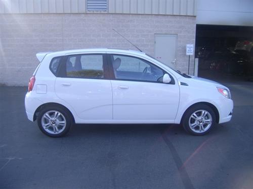 Chevrolet Aveo5 2011 photo 1