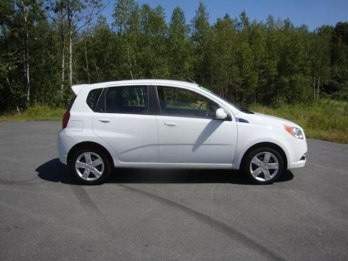 Chevrolet Aveo5 2011 photo 1
