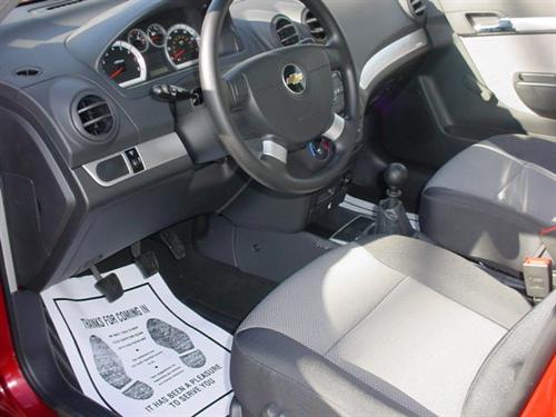 Chevrolet Aveo5 2011 photo 3