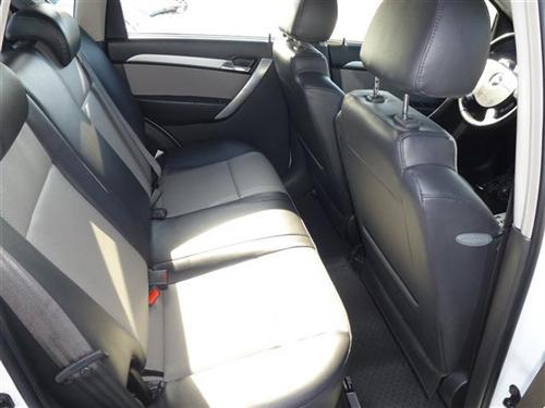 Chevrolet Aveo5 2011 photo 3