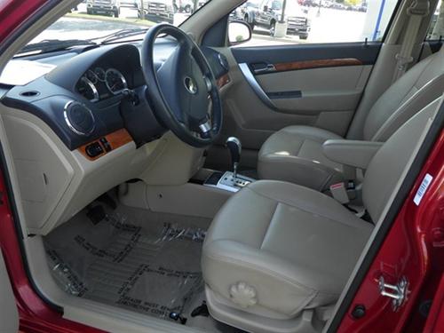 Chevrolet Aveo5 2011 photo 3