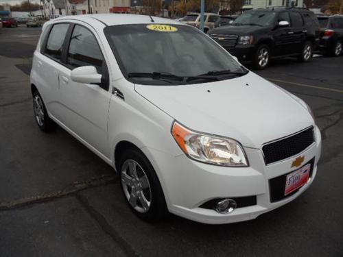 Chevrolet Aveo5 2011 photo 3