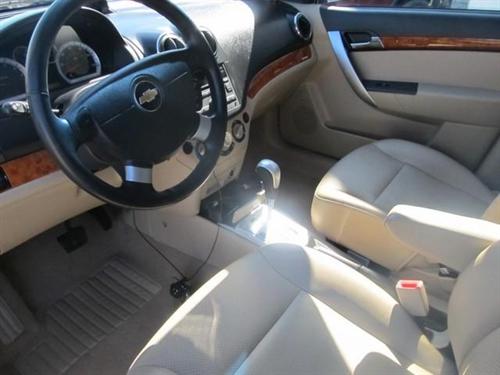 Chevrolet Aveo5 2011 photo 2