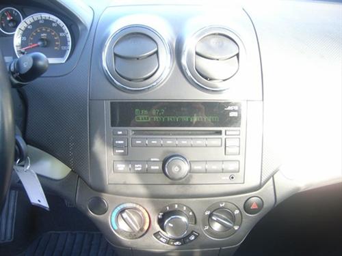 Chevrolet Aveo5 3.0L Sport Other