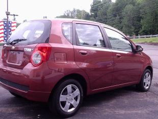 Chevrolet Aveo5 2011 photo 1