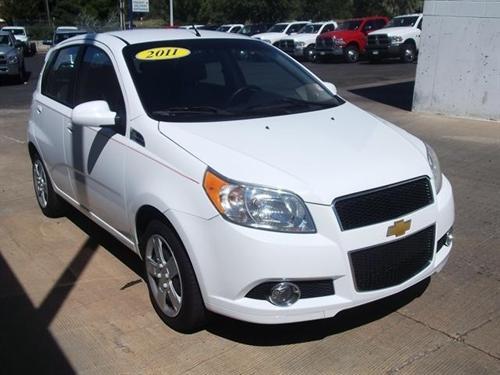 Chevrolet Aveo5 2011 photo 2