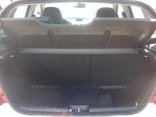 Chevrolet Aveo5 2011 photo 5