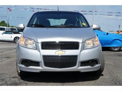 Chevrolet Aveo5 2011 photo 2