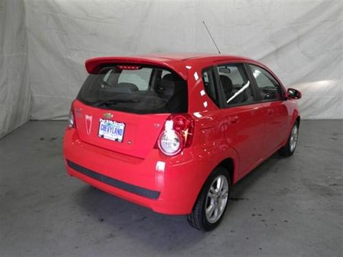 Chevrolet Aveo5 2011 photo 3