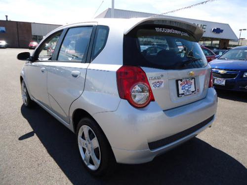 Chevrolet Aveo5 2011 photo 1