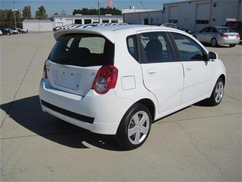 Chevrolet Aveo5 2011 photo 1