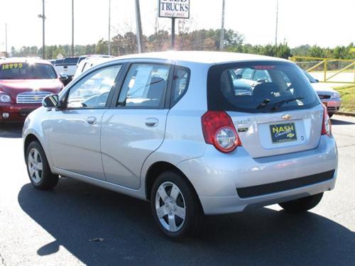 Chevrolet Aveo5 2011 photo 3