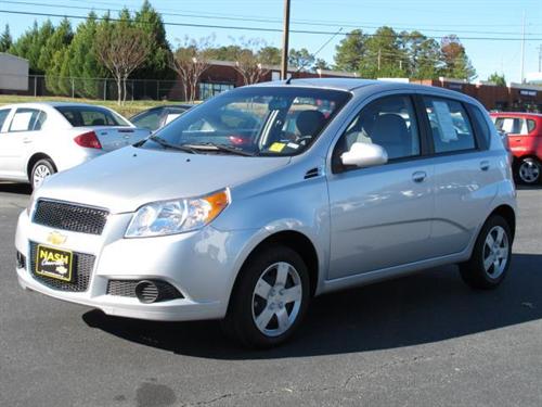 Chevrolet Aveo5 2011 photo 4