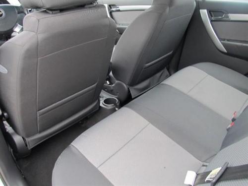 Chevrolet Aveo5 2011 photo 3