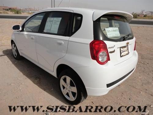 Chevrolet Aveo5 2011 photo 3