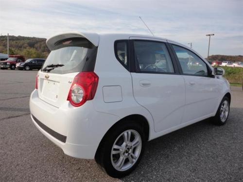 Chevrolet Aveo5 2011 photo 2