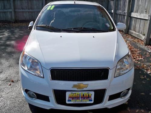 Chevrolet Aveo5 2011 photo 1