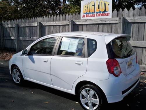 Chevrolet Aveo5 2011 photo 3