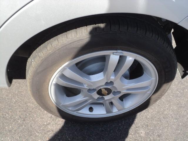 Chevrolet Aveo5 2011 photo 5