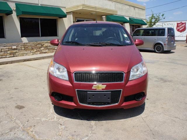 Chevrolet Aveo5 2011 photo 1