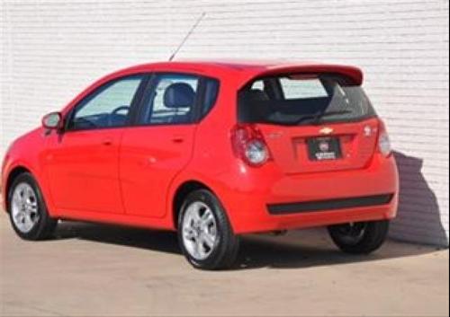 Chevrolet Aveo5 2011 photo 1