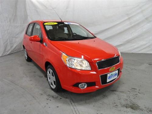 Chevrolet Aveo5 2011 photo 1