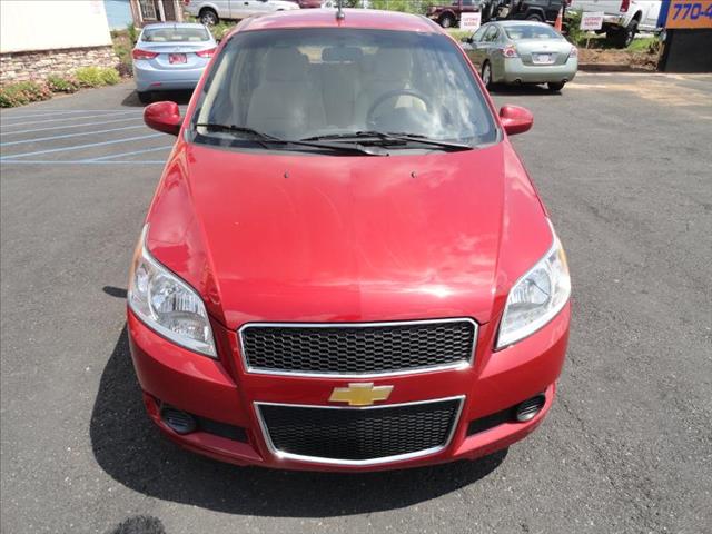 Chevrolet Aveo5 2011 photo 4
