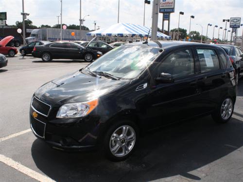 Chevrolet Aveo5 2011 photo 1