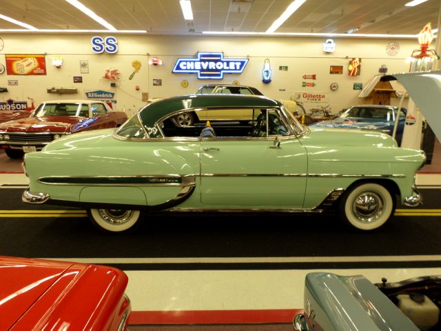 Chevrolet Bel Air 1953 photo 2