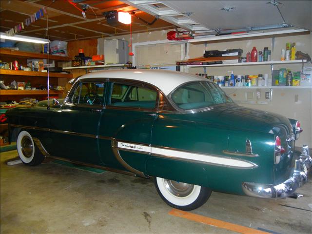 Chevrolet Bel Air 4-wheel Drive LTZ Sedan