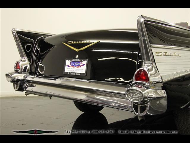 Chevrolet Bel Air Convertible 1957 photo 5