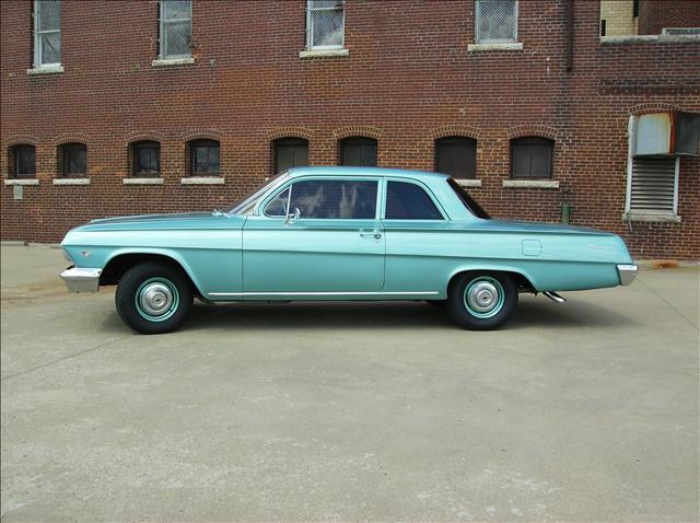 Chevrolet Biscayne 1962 photo 1
