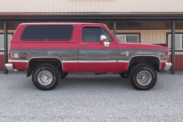 Chevrolet Blazer 1983 photo 2