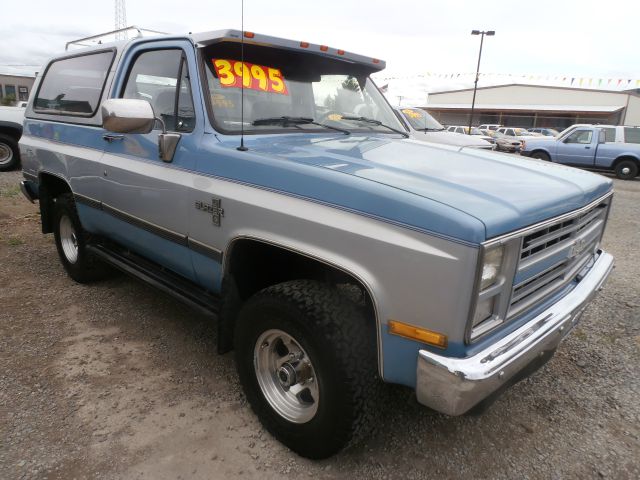 Chevrolet Blazer Ram 3500 Diesel 2-WD SUV