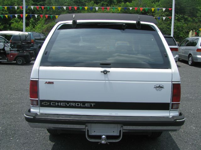 Chevrolet Blazer 1992 photo 3